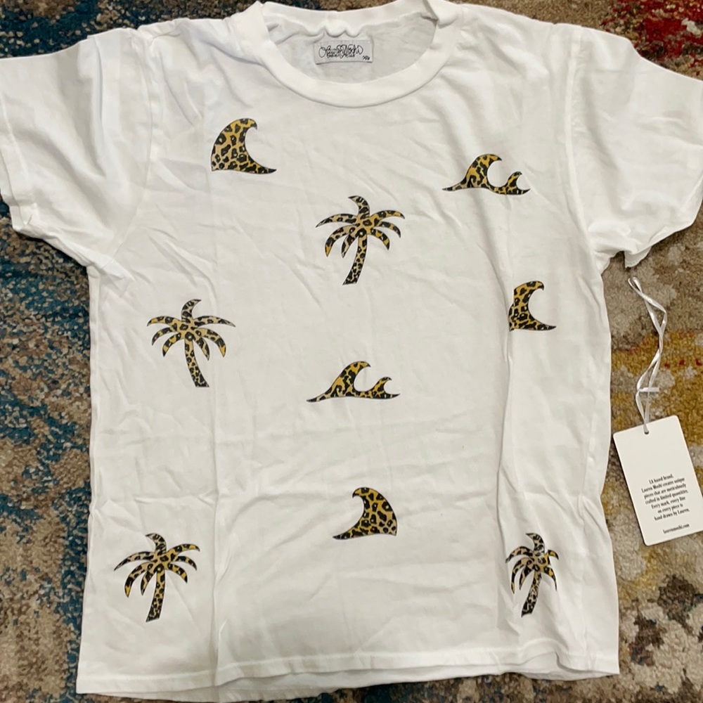 Lauren Moshi Tee Small Spot Not Noticeable